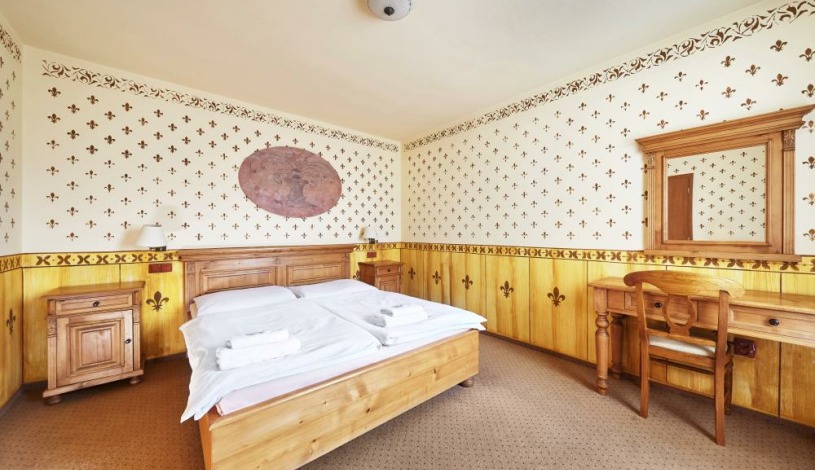 Hotel U Kata Kutná Hora - Dvoulůžkový pokoj s manželskou postelí